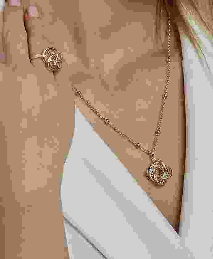 jewelry-shop-image-4-4